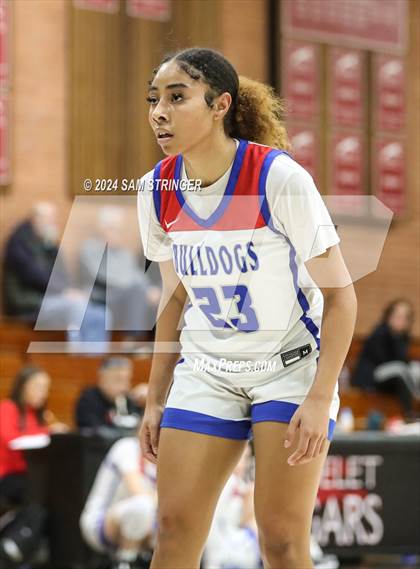 Thumbnail 2 in Archbishop Riordan vs. Folsom (Ionescu Showcase) photogallery.
