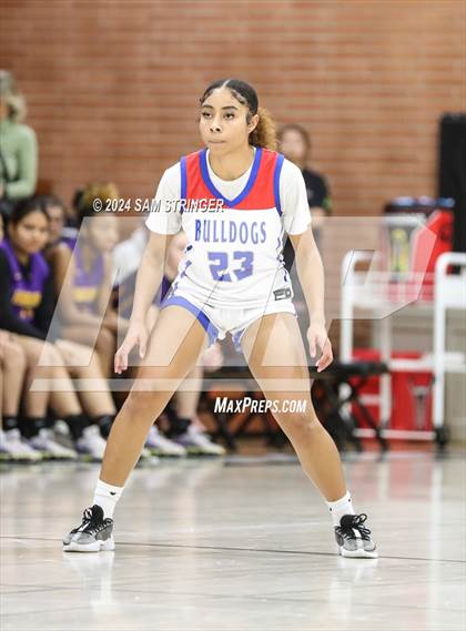 Thumbnail 2 in Archbishop Riordan vs. Folsom (Ionescu Showcase) photogallery.