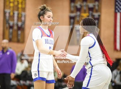 Thumbnail 2 in Archbishop Riordan vs. Folsom (Ionescu Showcase) photogallery.