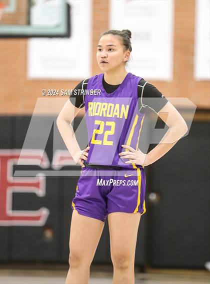 Thumbnail 1 in Archbishop Riordan vs. Folsom (Ionescu Showcase) photogallery.