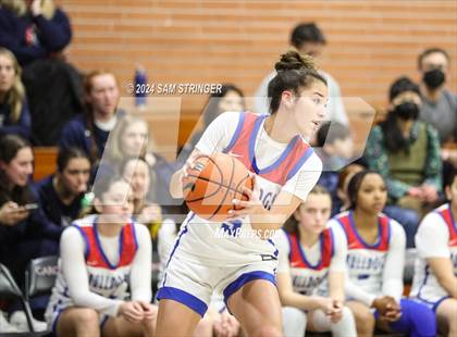 Thumbnail 3 in Archbishop Riordan vs. Folsom (Ionescu Showcase) photogallery.