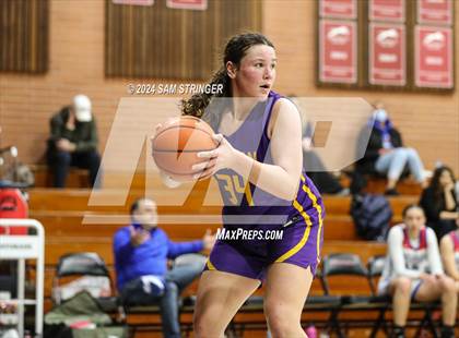 Thumbnail 3 in Archbishop Riordan vs. Folsom (Ionescu Showcase) photogallery.
