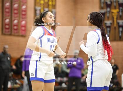 Thumbnail 3 in Archbishop Riordan vs. Folsom (Ionescu Showcase) photogallery.
