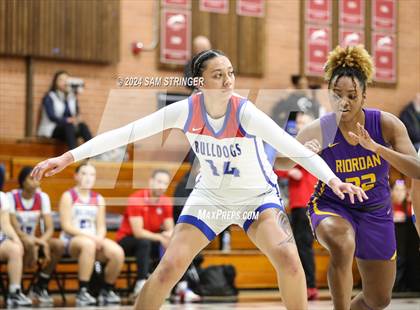 Thumbnail 3 in Archbishop Riordan vs. Folsom (Ionescu Showcase) photogallery.