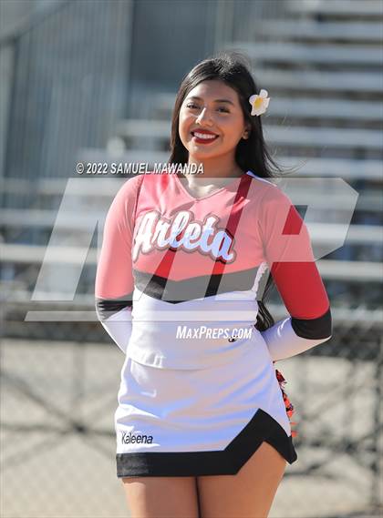 Thumbnail 2 in Verdugo Hills @ Arleta photogallery.