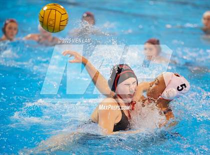 Thumbnail 1 in Marin Academy vs. Washington (CIF NCS Division 1 Round One) photogallery.