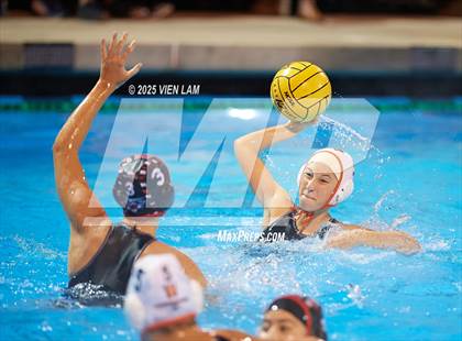 Thumbnail 2 in Marin Academy vs. Washington (CIF NCS Division 1 Round One) photogallery.