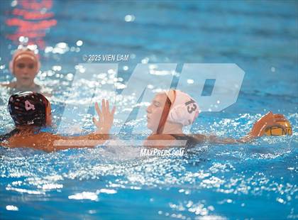 Thumbnail 1 in Marin Academy vs. Washington (CIF NCS Division 1 Round One) photogallery.