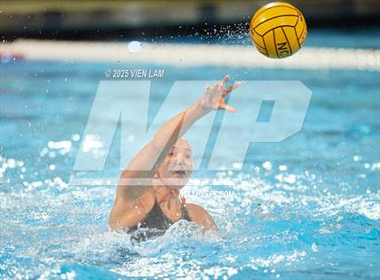 Thumbnail 2 in Marin Academy vs. Washington (CIF NCS Division 1 Round One) photogallery.