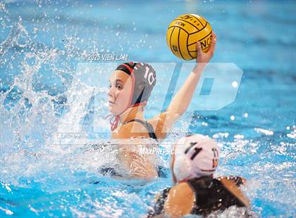 Thumbnail 2 in Marin Academy vs. Washington (CIF NCS Division 1 Round One) photogallery.
