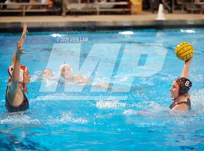 Thumbnail 2 in Marin Academy vs. Washington (CIF NCS Division 1 Round One) photogallery.