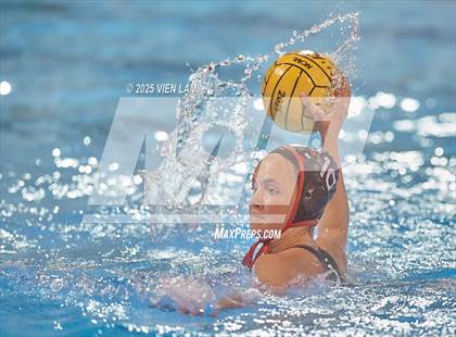 Thumbnail 2 in Marin Academy vs. Washington (CIF NCS Division 1 Round One) photogallery.