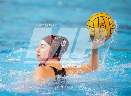 Thumbnail 3 in Marin Academy vs. Washington (CIF NCS Division 1 Round One) photogallery.