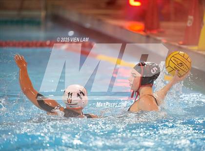 Thumbnail 3 in Marin Academy vs. Washington (CIF NCS Division 1 Round One) photogallery.