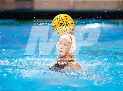 Thumbnail 2 in Marin Academy vs. Washington (CIF NCS Division 1 Round One) photogallery.