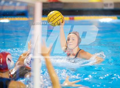 Thumbnail 2 in Marin Academy vs. Washington (CIF NCS Division 1 Round One) photogallery.