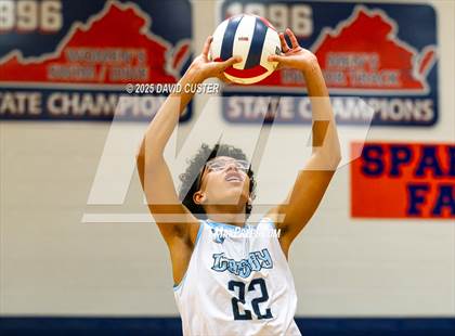 Thumbnail 3 in Cosby @ West Springfield (VHSL, Class 6, State Semi-Final) photogallery.