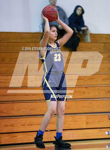 Thumbnail 1 in Gregori @ Modesto Christian  photogallery.