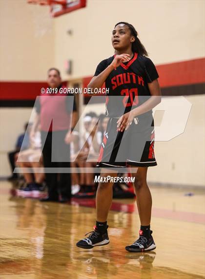 Thumbnail 3 in South Grand Prairie @ Cedar Hill photogallery.