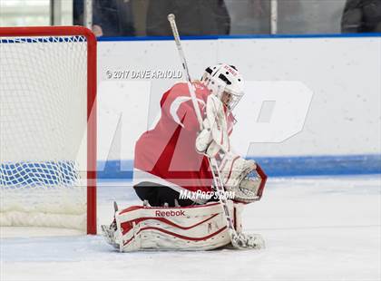 Thumbnail 2 in Lawrence Academy vs. St. Paul's (Harrington Invitational) photogallery.