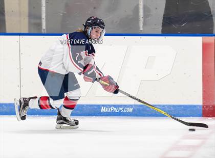 Thumbnail 3 in Lawrence Academy vs. St. Paul's (Harrington Invitational) photogallery.