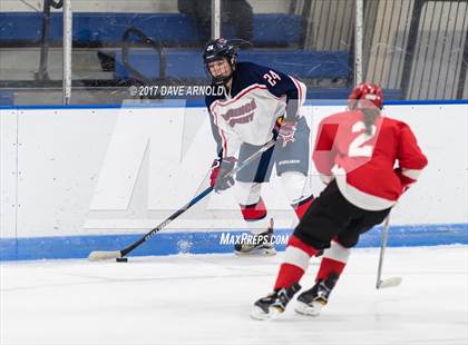 Thumbnail 2 in Lawrence Academy vs. St. Paul's (Harrington Invitational) photogallery.