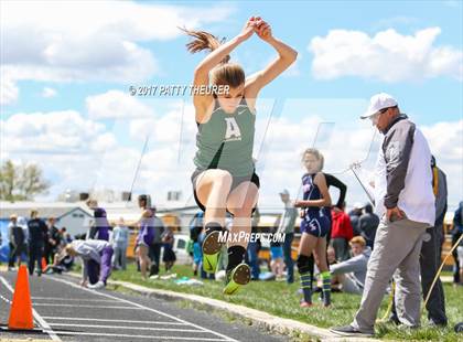 Thumbnail 1 in Don Walker Invitational photogallery.