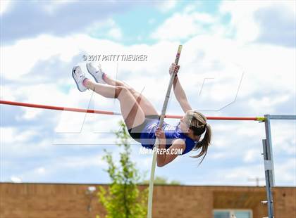 Thumbnail 3 in Don Walker Invitational photogallery.