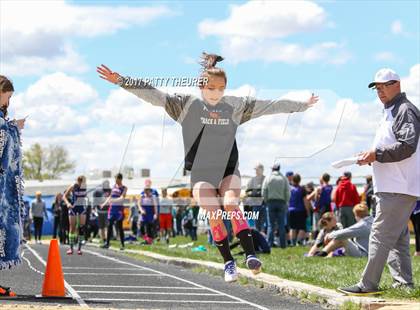 Thumbnail 2 in Don Walker Invitational photogallery.