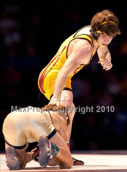 Thumbnail 1 in CIF State Wrestling Championships (Finals) photogallery.
