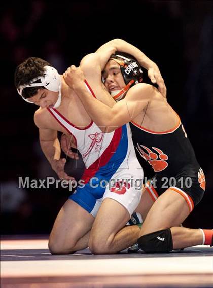 Thumbnail 1 in CIF State Wrestling Championships (Finals) photogallery.