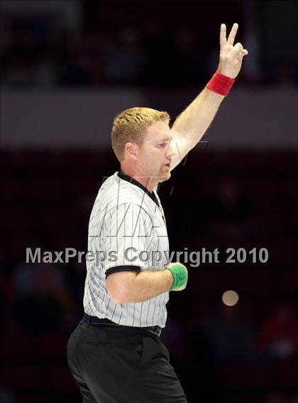 Thumbnail 2 in CIF State Wrestling Championships (Finals) photogallery.