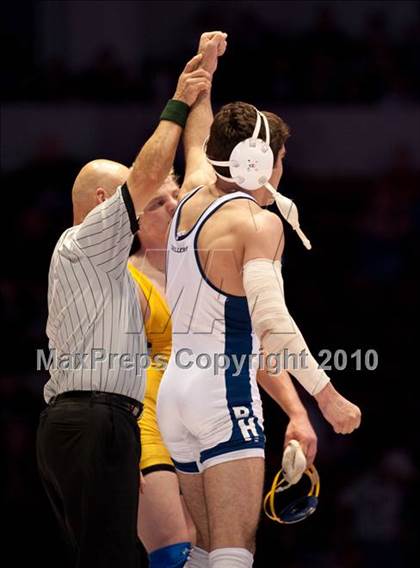 Thumbnail 1 in CIF State Wrestling Championships (Finals) photogallery.