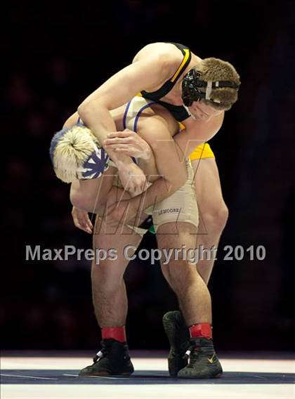 Thumbnail 1 in CIF State Wrestling Championships (Finals) photogallery.