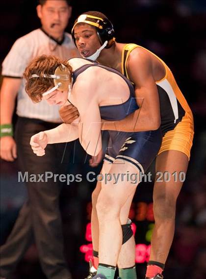 Thumbnail 1 in CIF State Wrestling Championships (Finals) photogallery.
