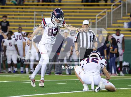 Thumbnail 2 in College Station vs. Ryan (UIL 5A Regional Finals) photogallery.