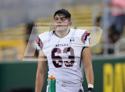 Thumbnail 1 in College Station vs. Ryan (UIL 5A Regional Finals) photogallery.