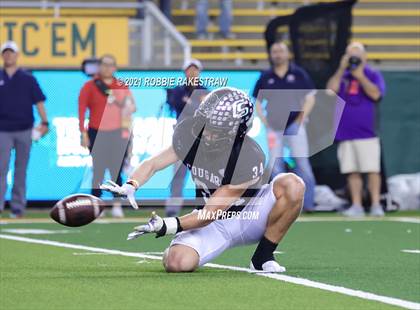 Thumbnail 2 in College Station vs. Ryan (UIL 5A Regional Finals) photogallery.