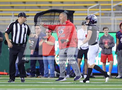 Thumbnail 1 in College Station vs. Ryan (UIL 5A Regional Finals) photogallery.