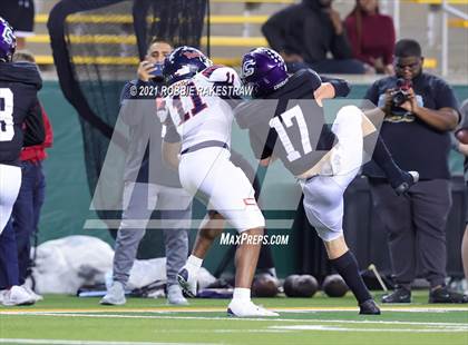 Thumbnail 3 in College Station vs. Ryan (UIL 5A Regional Finals) photogallery.
