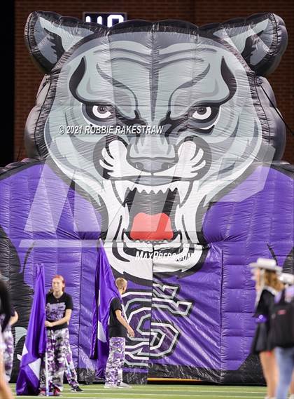 Thumbnail 2 in College Station vs. Ryan (UIL 5A Regional Finals) photogallery.
