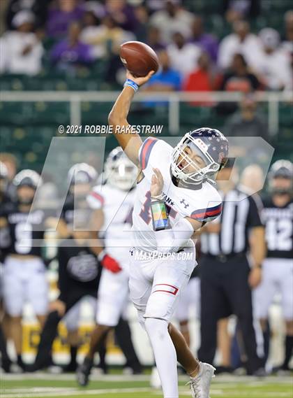 Thumbnail 1 in College Station vs. Ryan (UIL 5A Regional Finals) photogallery.