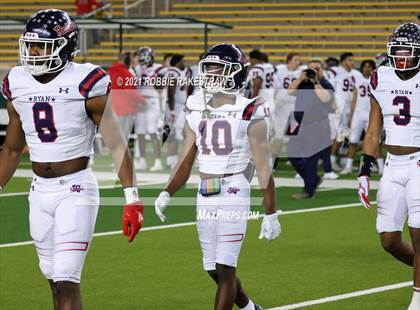 Thumbnail 1 in College Station vs. Ryan (UIL 5A Regional Finals) photogallery.