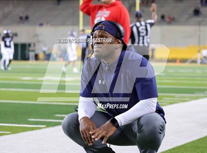 Thumbnail 3 in College Station vs. Ryan (UIL 5A Regional Finals) photogallery.