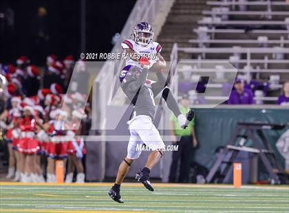 Thumbnail 3 in College Station vs. Ryan (UIL 5A Regional Finals) photogallery.