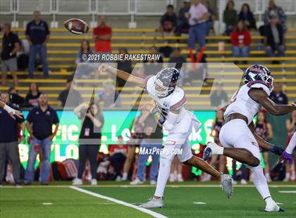 Thumbnail 2 in College Station vs. Ryan (UIL 5A Regional Finals) photogallery.