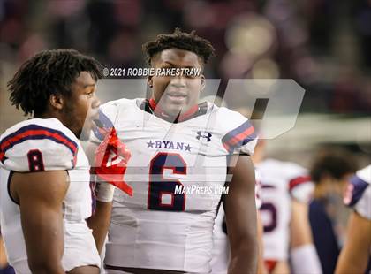 Thumbnail 3 in College Station vs. Ryan (UIL 5A Regional Finals) photogallery.