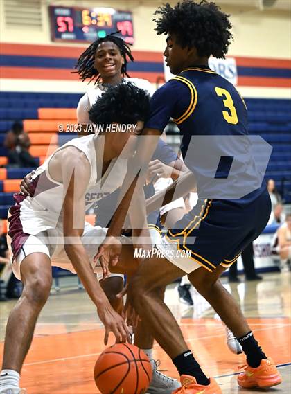 Thumbnail 2 in Campbell Hall vs. Desert Mountain (Tarkanian Classic) photogallery.