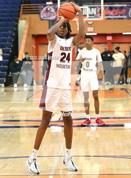Thumbnail 2 in Campbell Hall vs. Desert Mountain (Tarkanian Classic) photogallery.