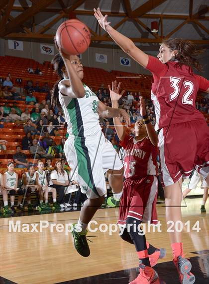 Thumbnail 1 in St. Mary's vs. McClatchy (CIF SJS D1 Playoffs) photogallery.